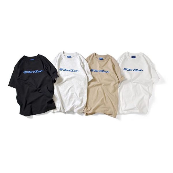 1/26(sat)発売！ ・ Lafayette 2019 Spring/Summer Collection Delivery.1 ・ LFT19SS006　 KATAKANA LOGO TEE ・ PRICE : 5,000yen+tax ・ COL：BLACK,WHITE,SAND,ASH ・ 過去にスポットアイテムとしてリリースしたことのある「カタカナ」を使用したロゴTシャツ。 ベーシックなボディカラーにブランドカラーでもあるロイヤルブルーのプリントが映える一枚。 元来カタカナの持つ独特な雰囲気とオリジナリティ溢れるフォントデザインがブランドの新しい魅力を解き放っている。 ・