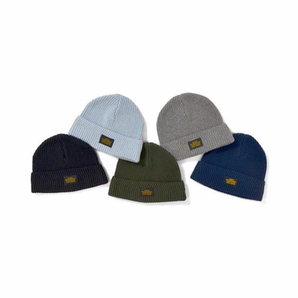 3/9(sat)発売！ MILITARY COTTON WATCH CAP ・ PRICE : 5,000yen +tax カラー展開 : BLACK,GRAY,NAVY,OLIVE,LT.BLUE ・ コットン100%で編み立てられたオールシーズン着用可能なニットキャップ。 ミリタリーアイテムに見られるインストラクションラベルをモチーフとしたネームタグがワンポイントで付属。 浅めのシルエットとタイト目に設計された被り心地が特徴。 素材の特徴から徐々に馴染んで最適なフィット感を演出。 ・