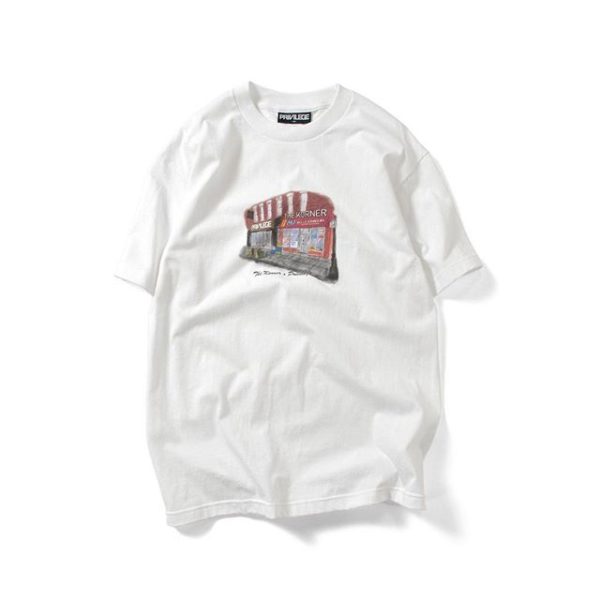 3/30(SAT) 発売 PV19SP05 PRIVILEGE THE KORNER TEE ¥6,000 +tax . KANDYTOWNに所属するラッパー、KIKUMARUが主催するイベント “THE KORNER” のスペシャルコラボTシャツ。 . 「ザ・コーナー」というイベントタイトルからNew Yorkのストリートにインスパイアされた２つ並びのショップイラストは、 デザイナー書き下ろしのオリジナルデザイン。 PRIVILEGE x THE KORNER のこだわりを詰め込み、  /   にて 完全数量限定リリースです。 . イベント “The KORNER Vol.7” に先駆けて 3/29に配信リリースされる New EP KIKUMARU – “Chain Reaction 2” もお見逃しなく！ .