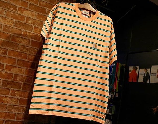 . Carharttよりこれからの時期にもってこいのボーダーTEE🦓 少量入荷となってますのでお早めに🏻‍♂️ . Carhartt S/S HOUSTON POCKET ¥7,800+tax .