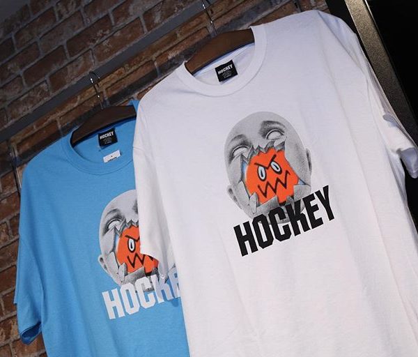 . HOCKEYからも新作入荷してます！ 少量入荷となってますのでおはやめに🏻‍♂️ . HOCKEY Broken Face Tee ¥6,000+tax .