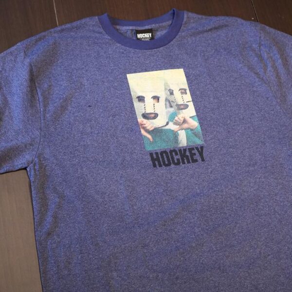 . HOCKEY Tシャツ類豊富に入荷してます！ はやめの夏服に是非🏻 . HOCKEY Baghead Ringer Tee ¥6,500+tax .