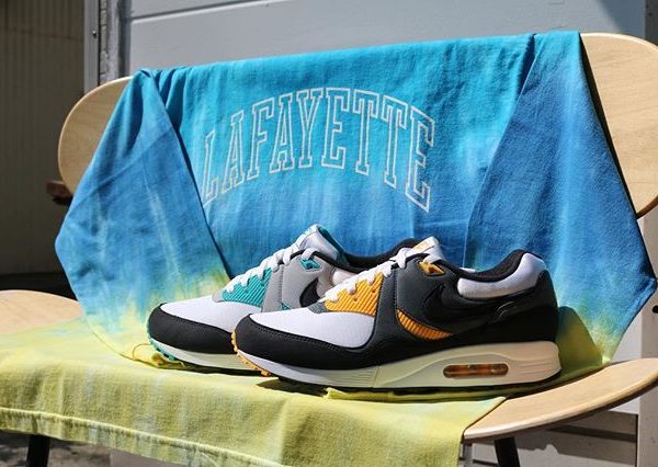 . LAFAYETTE ARCH LOGO TIE DYED L/S TEE ¥8,000+tax . NIKE AIR MAX LIGHT ¥12,000+tax .