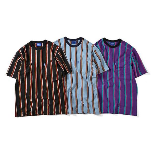 5/4(sat)発売！ ・ LFT19SS072 MULTI COLOR STRIPED S/S POCKET CUT SEWN ・ PRICE : 9,500yen+tax ・ カラー展開：BLACK(ブラック), LT.BLUE(ライトブルー), PURPLE(パープル) ・ 大胆な柄が目を惹くオルタネイト・ストライプを用いたポケット付き半袖カットソー。 ・ 耐久性に優れたヘビーウェイトの肉厚な生地を使用しており、使い込むほど馴染んでいく独特な風合いが新鮮な一枚。 ルーズでリラックスできるシルエットと個性的なカラーバランスで構成された縦縞ストライプが際立つ仕上がり。 左胸ポケットにはブランドのピスネームを付属。