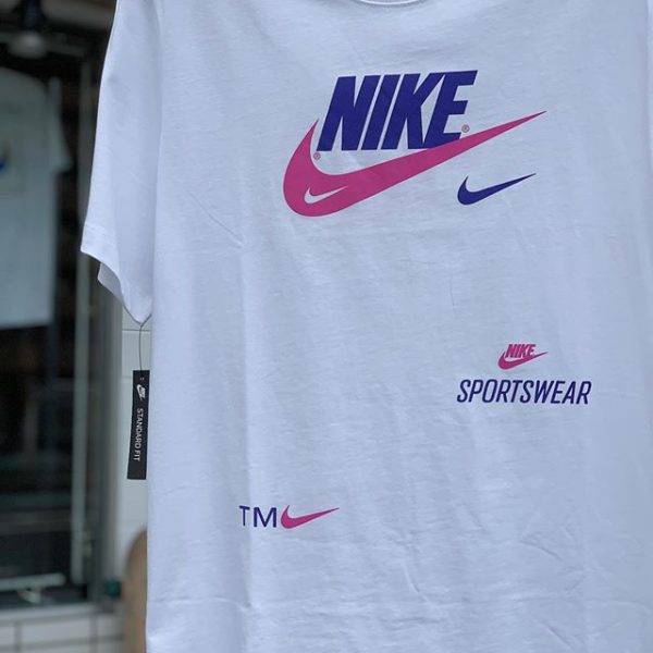 NIKE JP パックTシャツ ¥3,500+tax . スウッシュロゴをシンプルに落とし込んだTシャツ。 カラーリングも今の季節にピッタリ‍♂️‍♂️ .  オンラインストアからも購入可能です🛒 . . PRIVILEGE NIIGATA 〒950-0903 新潟県新潟市中央区春日町2-26 TEL : 025-247-8981