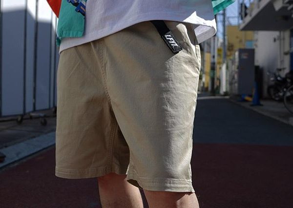 ・  LFYT CLIMBING SHORTS ¥12,000+tax ・  EQUIPMENT LOGO NYLON TOTE BAG ¥8,000+tax ・ アジャスター付きのイージパンツ使用なクライミングショーツ。膝上でスッキリ履くのがオススメです。 ・ 軽いナイロンキャンパス素材に加え シューボックスもスッポリ入る便利なサイズ感のナイロントートバッグ。 ・