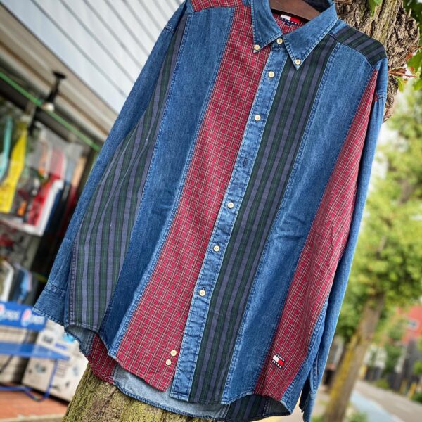 USED COLLECTION ITEM TOMMYJEANS REMAKE SHIRT ¥5,000+tax USEDアイテムはどれも一点物の為、お早めに  PRIVILEGE NIIGATA 〒950-0903 新潟県新潟市中央区春日町2-26 TEL : 025-247-8981