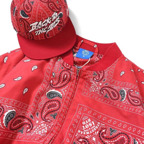 . NEW RELEASE TOMORROW . T.ERIC MONROE x LFYT x 1807 x CASH 「BACK TO THE 90'S Capsule Collection」 . LE201002 LFYT × 1807 × CASH T.ERIC.MONROE PAISLEY JACKET PRICE:18,000yen+tax COLOR : RED(レッド) . LE201407 LFYT × 1807 × CASH T.ERIC.MONROE PAISLEY SNAPBACK CAP PRICE:6,000yen+tax COLOR : RED(レッド) . 9/26(Sat) 11:00より店頭にてリリース致します。 .